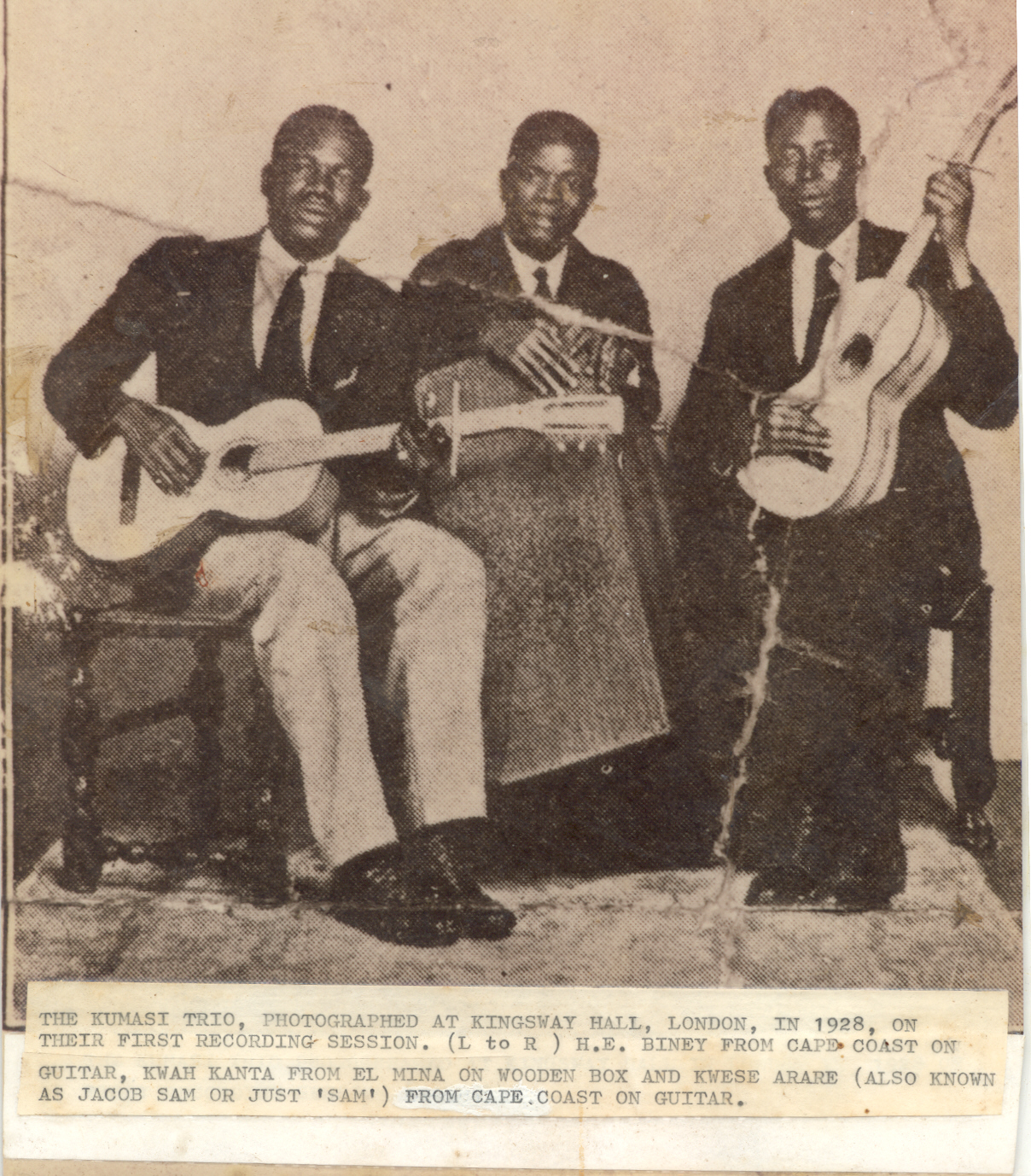 PALMWINE Jacob Sam (right) and Kumasi Trio 1928.jpg